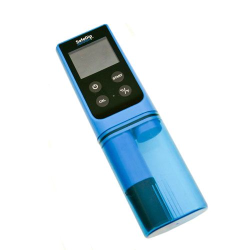 Solaxx SafeDip 6-in-1 Digital Chemistry Reader MET20A - product image